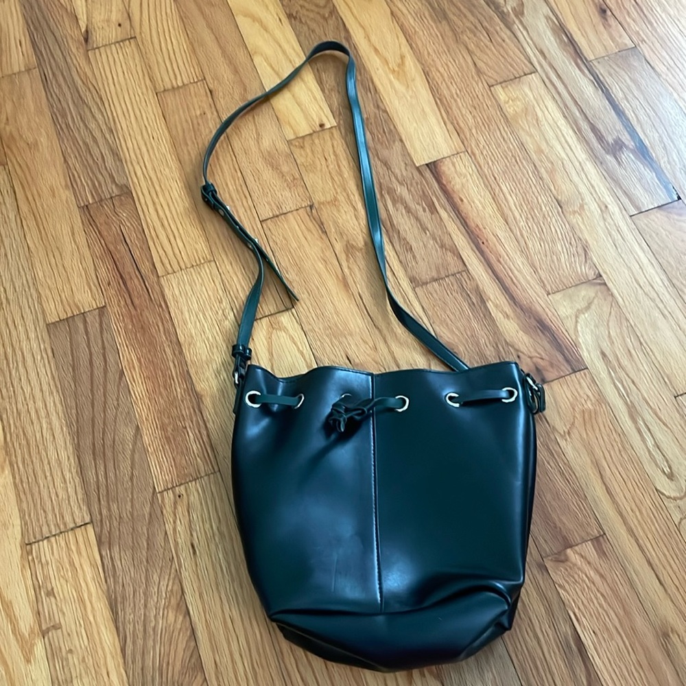 Urban outfitters black crossbody bucket bag